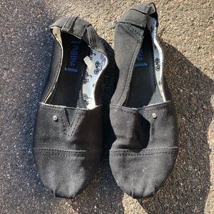 Mad love black flats